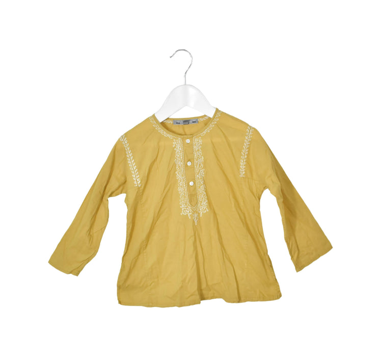 A Yellow Long Sleeve Tops from Bonpoint in size 4T for boy. (Front View)