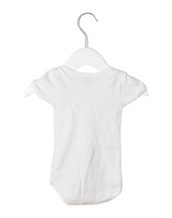 A White Short Sleeve Bodysuits from Petit Bateau in size 3-6M for neutral. (Back View)