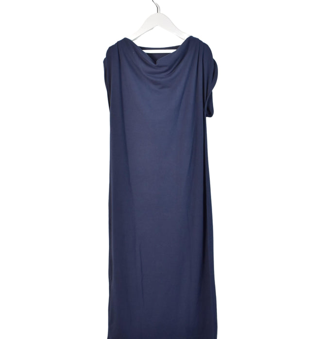 A Navy Sleeveless Dresses from Mayarya in size S for maternity. (Back View)
