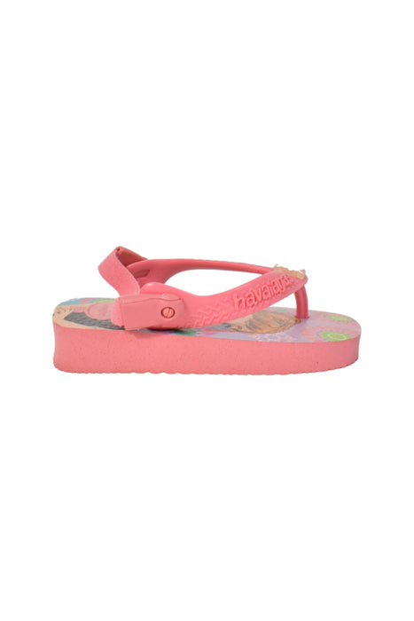 A Pink Flip Flops from Havaianas in size 12-18M for girl. (Front View)