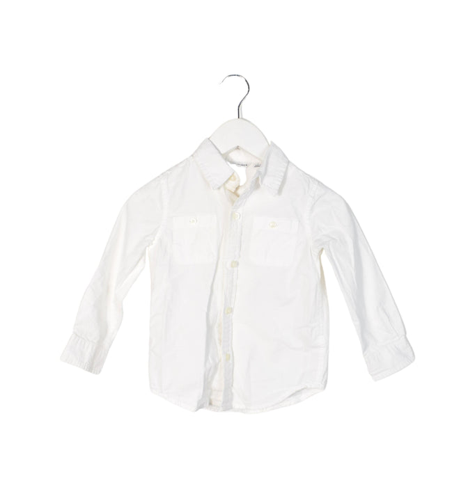 A White Shirts from Janie & Jack in size 2T for boy. (Front View)