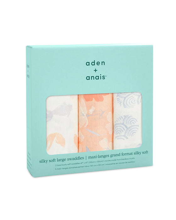 A  Swaddles from Aden & Anais in size O/S for girl. (Front View)