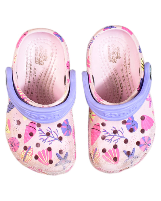 A Pink Sandals from Crocs in size 3T for girl. (Back View)