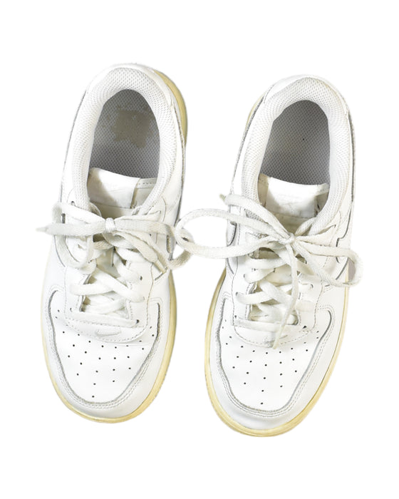 A White Sneakers from Nike in size 9Y for boy. (Back View)