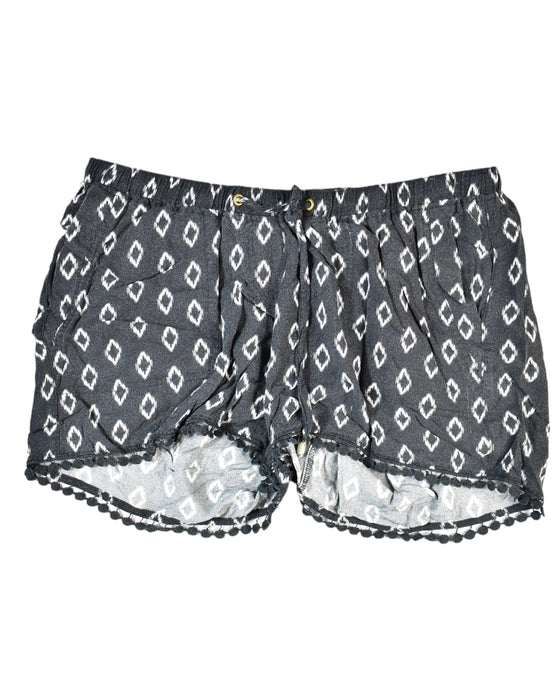 A Black Shorts from Seraphine in size M for maternity. (Front View)