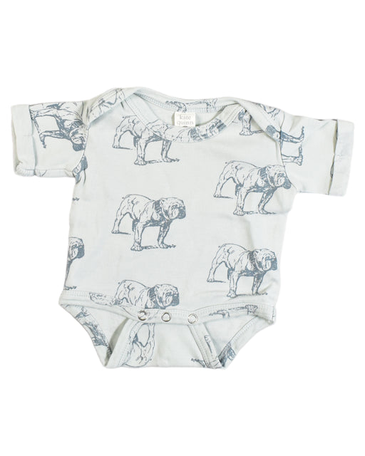 A White Bodysuits from Kate Quinn in size Newborn for girl. (Front View)