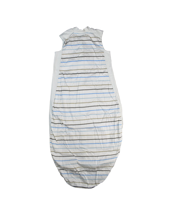 A White Sleepsacs from ErgoPouch in size 0-3M for neutral. (Back View)