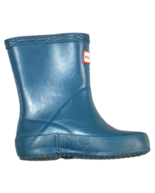 A Blue Rain Boots from Hunter in size 12-18M for neutral. (Front View)