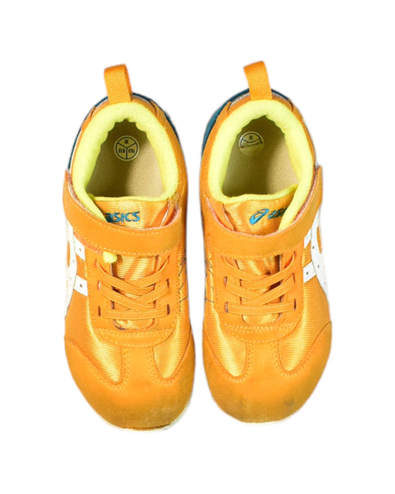 A Yellow Sneakers from ASICS in size 6T for boy. (Back View)