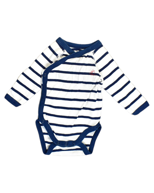 A White Bodysuits from Petit Bateau in size Newborn for boy. (Front View)