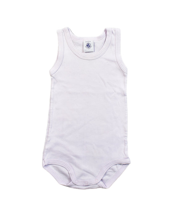 A White Bodysuits from Petit Bateau in size 3-6M for neutral. (Front View)