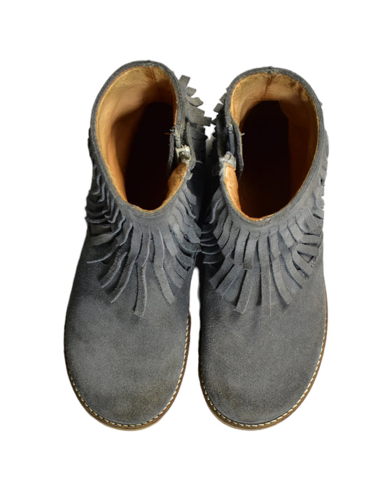 A Grey Casual Boots from Froddo in size 9Y for girl. (Back View)