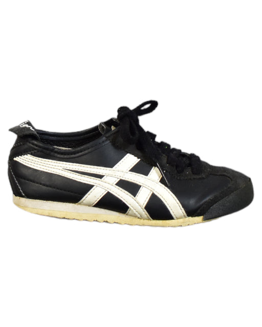 A Black Sneakers from Onitsuka Tiger in size 6T for boy. (Front View)