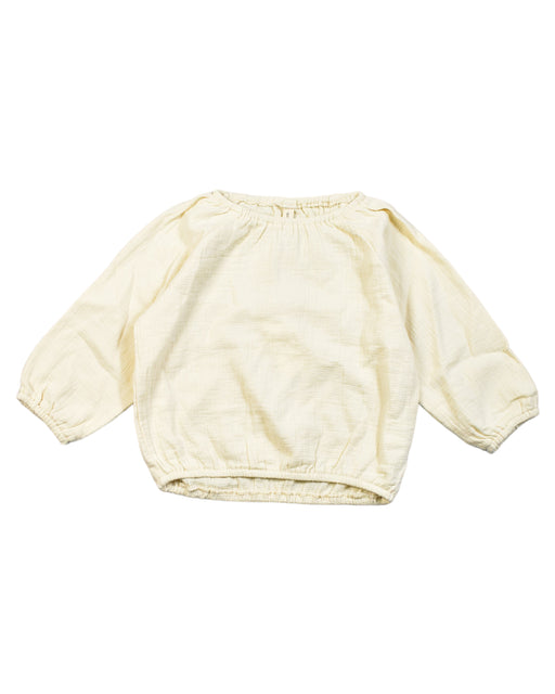 A Ivory Long Sleeve Tops from Quincy Mae in size 12-18M for girl. (Front View)