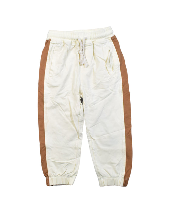 A Brown Pyjama Sets from Rylee + Cru in size 5T for neutral. (Back View)