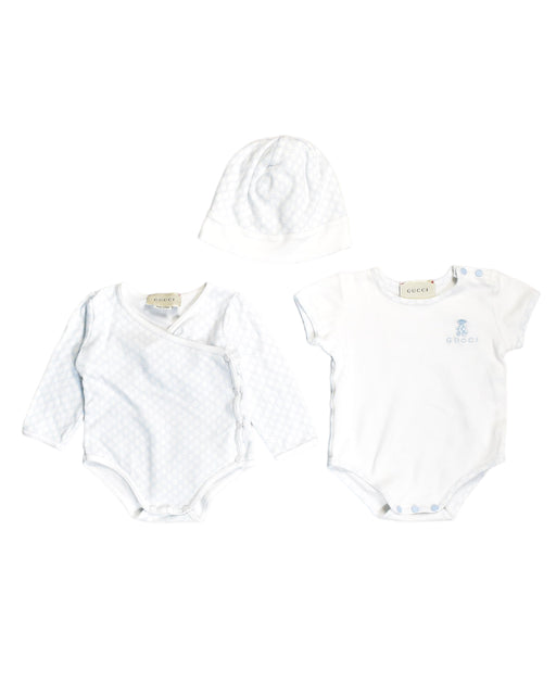 A White Gift Sets from Gucci in size 3-6M for boy. (Front View)
