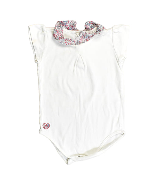 A White Bodysuits from Chateau de Sable in size 12-18M for girl. (Front View)