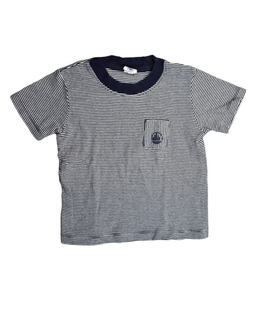 A Grey T Shirts from Petit Bateau in size 3T for boy. (Front View)