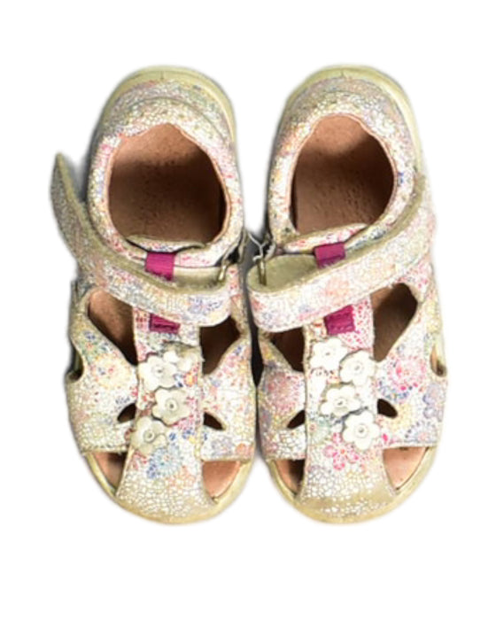 A Multicolour Sandals from Pepino in size 3T for girl. (Back View)