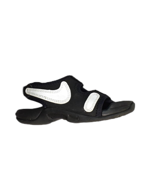 A Black Sandals from Nike in size 4T for boy. (Front View)
