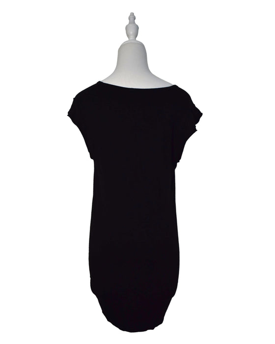 A Black Sleeveless Tops from Spring in size M for maternity. (Back View)