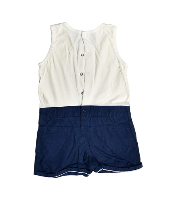 A White Rompers from Hugo Boss in size 6-12M for boy. (Back View)