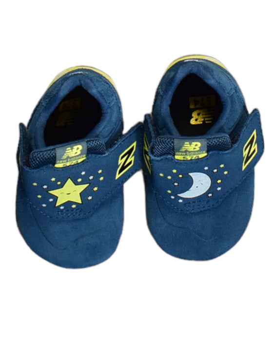 A Blue Sneakers from New Balance in size 6-12M for girl. (Back View)