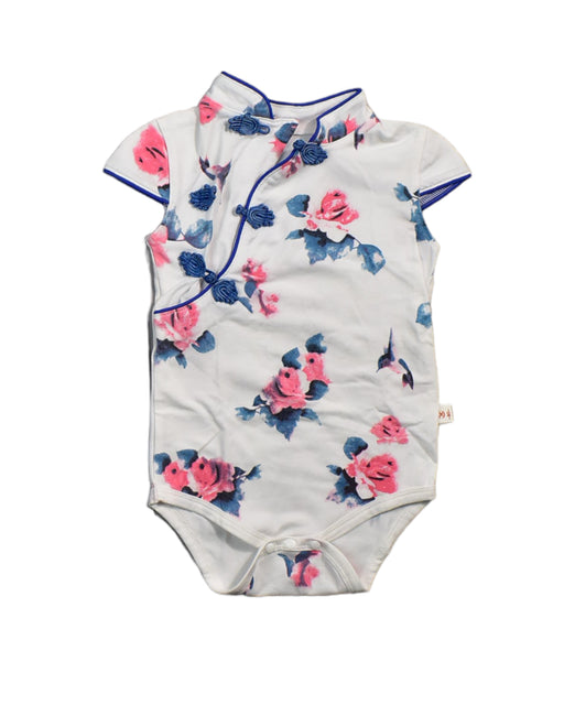 A White Bodysuits from Retykle in size 18-24M for girl. (Front View)