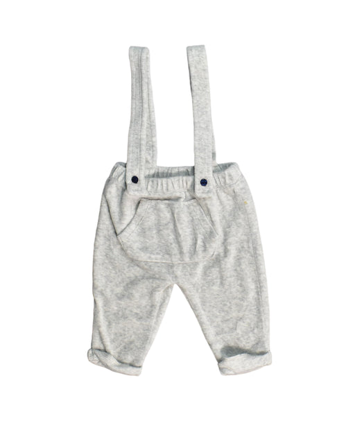 A White Overall Shorts from Guess in size 0-3M for boy. (Front View)