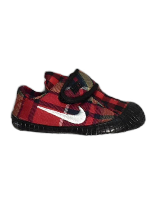 A Red Sneakers from Nike in size 3-6M for boy. (Front View)