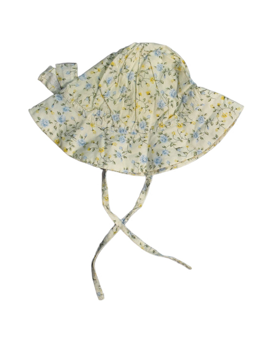 A Yellow Sun Hats from Happyology in size Newborn for girl. (Back View)