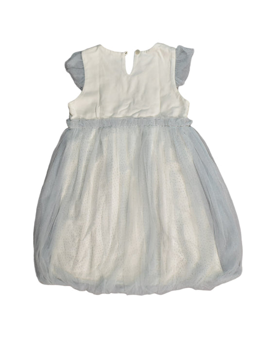 A White Sleeveless Dresses from Le Petit Society in size 4T for girl. (Back View)