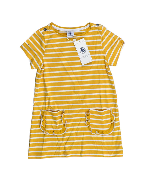 A Yellow Short Sleeve Dresses from Petit Bateau in size 3T for girl. (Front View)