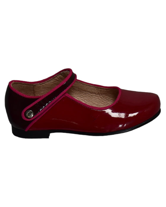 A Red Flats from Jacadi in size 3T for girl. (Front View)